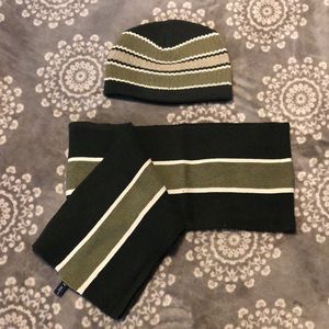 Gap Beanie Scarf Set